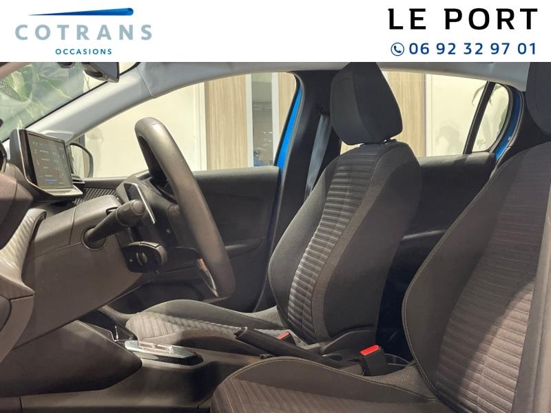 Photo 7 du véhicule PEUGEOT 208 1.2 Hybrid 100ch Allure e-DCS6 - Vue extérieure