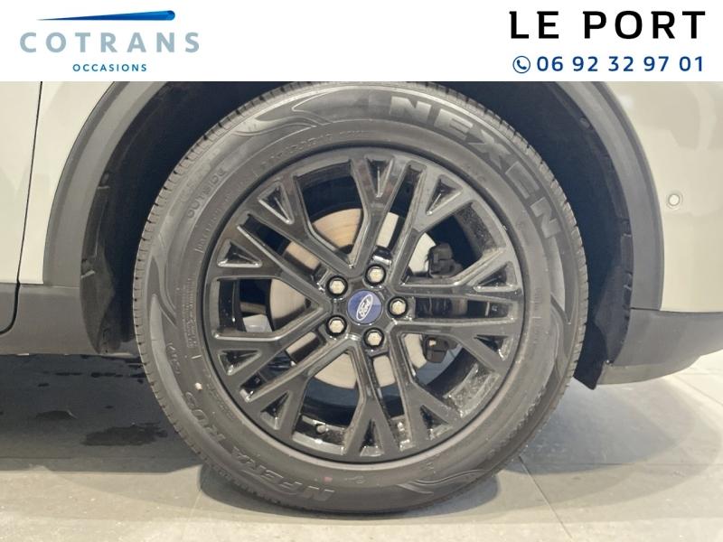 Photo 10 du véhicule FORD Kuga 1.5 EcoBlue 120ch Titanium Powershift - Vue extérieure