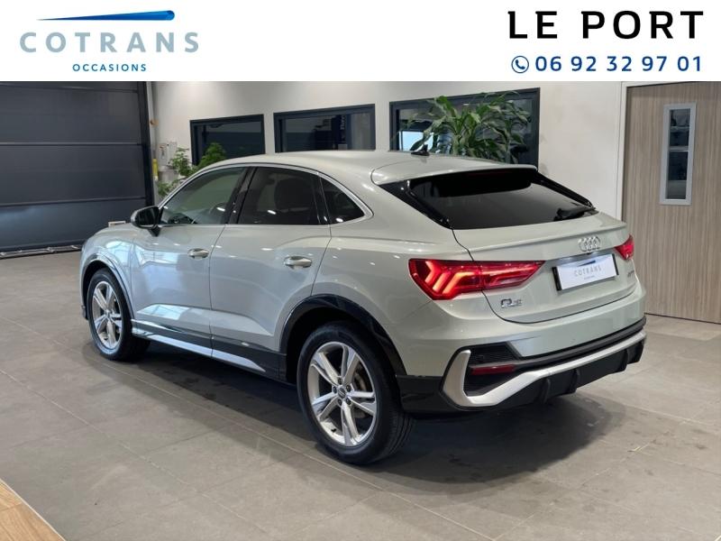 Photo 3 du véhicule AUDI Q3 Sportback 35 TFSI 150ch S line S tronic 7 - Vue extérieure