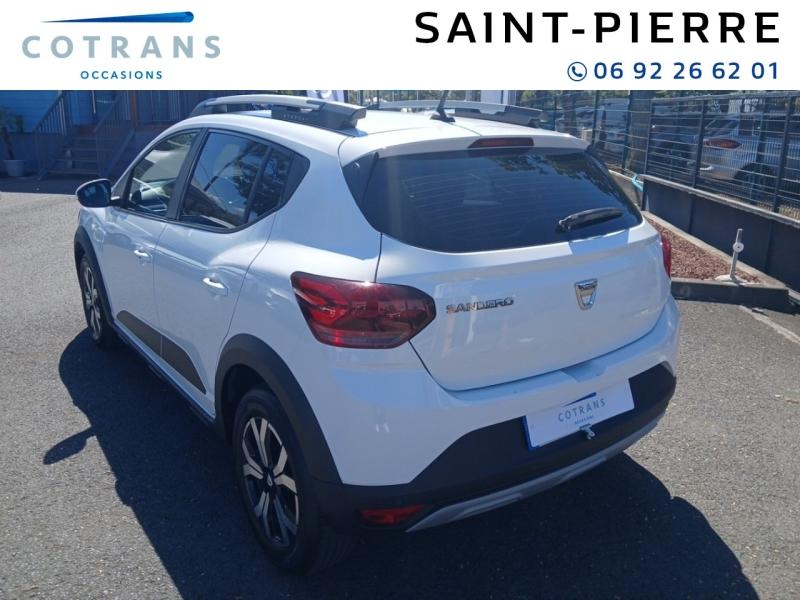 Photo 3 du véhicule DACIA Sandero 1.0 TCe 90ch Stepway Confort - Vue extérieure