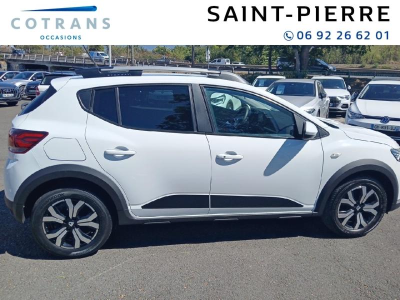 Photo 10 du véhicule DACIA Sandero 1.0 TCe 90ch Stepway Confort - Vue extérieure