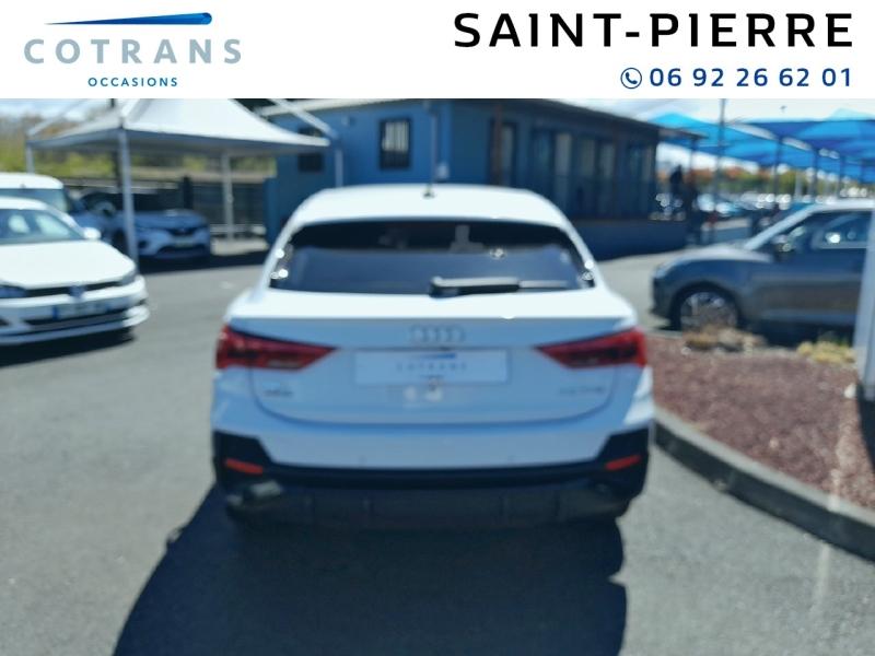 Photo 2 du véhicule AUDI Q3 Sportback 35 TFSI 150ch S line S tronic 7 - Vue extérieure