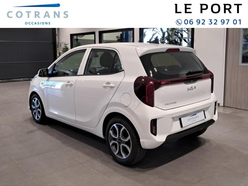 Photo 3 du véhicule KIA Picanto 1.2 DPi 79ch GT-Line Business BVMA5 - Vue extérieure