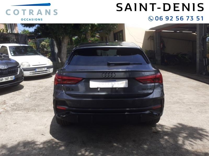 Photo 2 du véhicule AUDI Q3 Sportback 35 TDI 150ch S line S tronic 7 - Vue extérieure