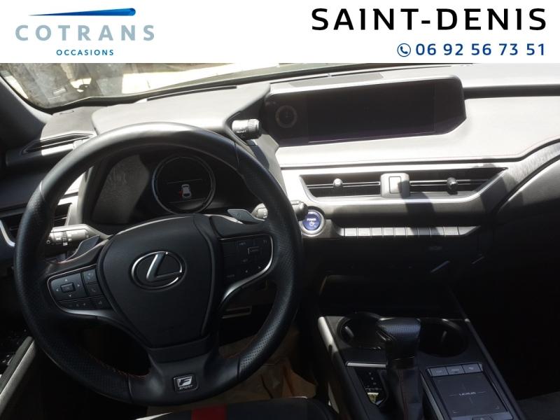 Photo 4 du véhicule LEXUS UX 250h 2WD Luxe MY20 - Vue extérieure