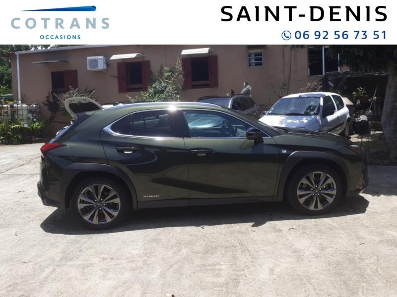 Photo 10 du véhicule LEXUS UX 250h 2WD Luxe MY20 - Vue extérieure