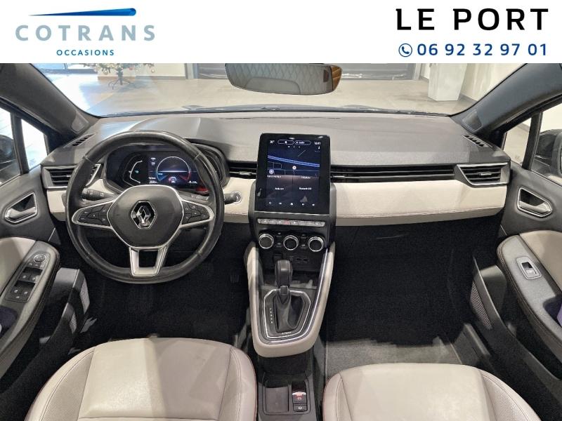 Photo 4 du véhicule RENAULT Clio 1.6 E-Tech hybride 145ch Techno - Vue extérieure