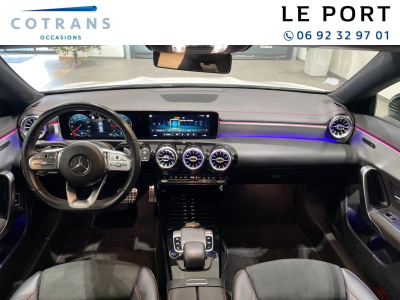 Photo 4 du véhicule MERCEDES-BENZ CLA 180 d 116ch AMG Line 7G-DCT - Vue extérieure