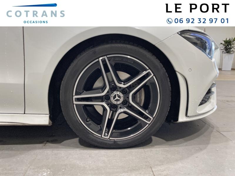 Photo 10 du véhicule MERCEDES-BENZ CLA 180 d 116ch AMG Line 7G-DCT - Vue extérieure