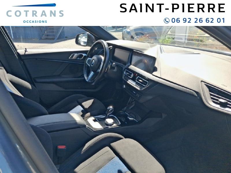 Photo 6 du véhicule BMW Série 1 M135iA xDrive 306ch M Performance - Vue extérieure