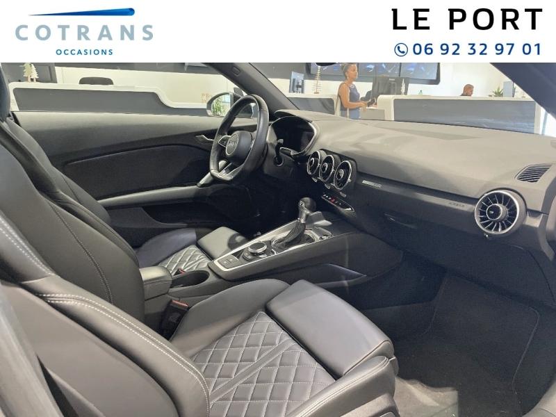 Photo 6 du véhicule AUDI TT 40 TFSI 197ch S line Stronic 7 - Vue extérieure