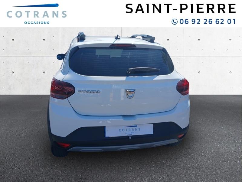 Photo 2 du véhicule DACIA Sandero 1.0 TCe 90ch Stepway Confort - Vue extérieure