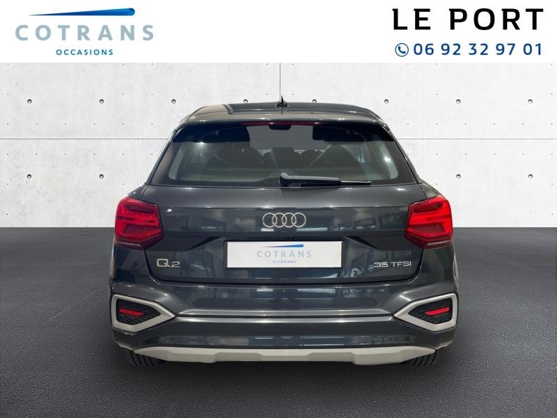 Photo 2 du véhicule AUDI Q2 35 TFSI 150ch Design Luxe S tronic 7 - Vue extérieure
