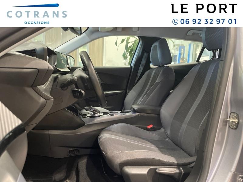 Photo 7 du véhicule PEUGEOT 2008 e-2008 136ch Allure Pack - Vue extérieure