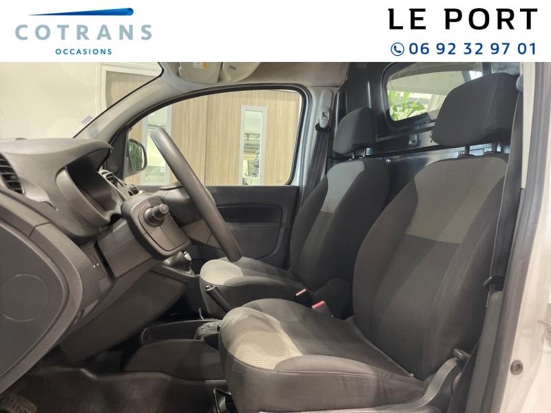 Photo 6 du véhicule RENAULT Kangoo Van 1.5 Blue dCi 75ch Grand Confort - Vue extérieure