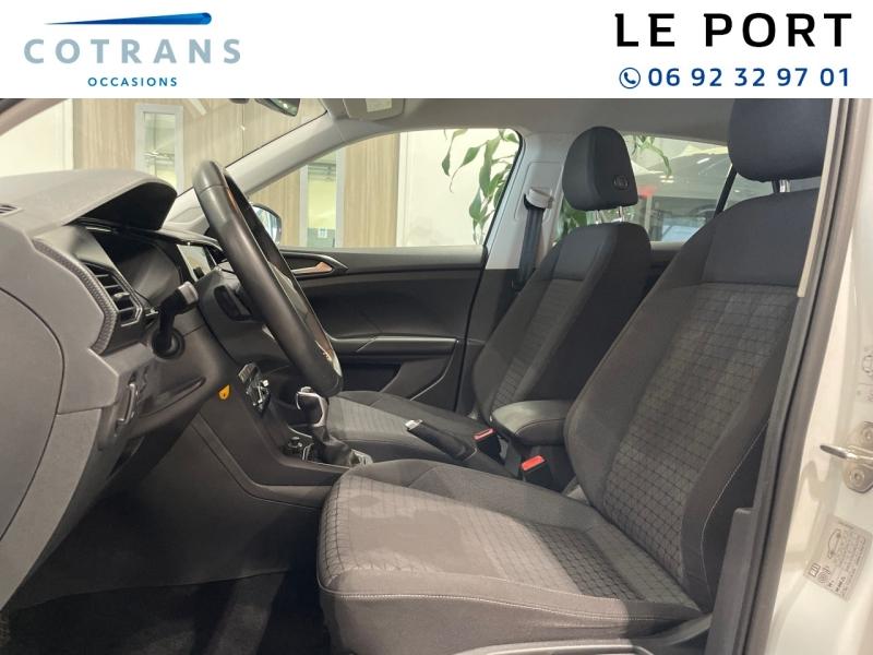 Photo 7 du véhicule VOLKSWAGEN T-Cross 1.0 TSI 110ch Carat DSG7 - Vue extérieure