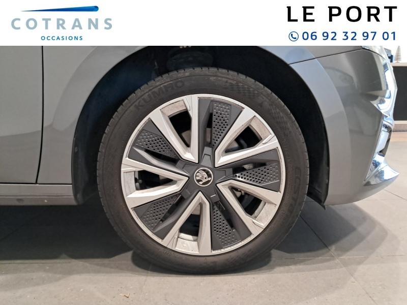 Photo 10 du véhicule SKODA Fabia 1.0 TSI 110ch Ambition DSG7 - Vue extérieure