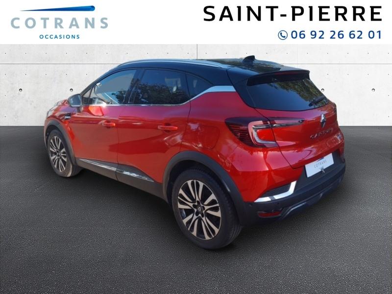 Photo 3 du véhicule RENAULT Captur 1.6 E-Tech Plug-in 160ch Initiale Paris - Vue extérieure