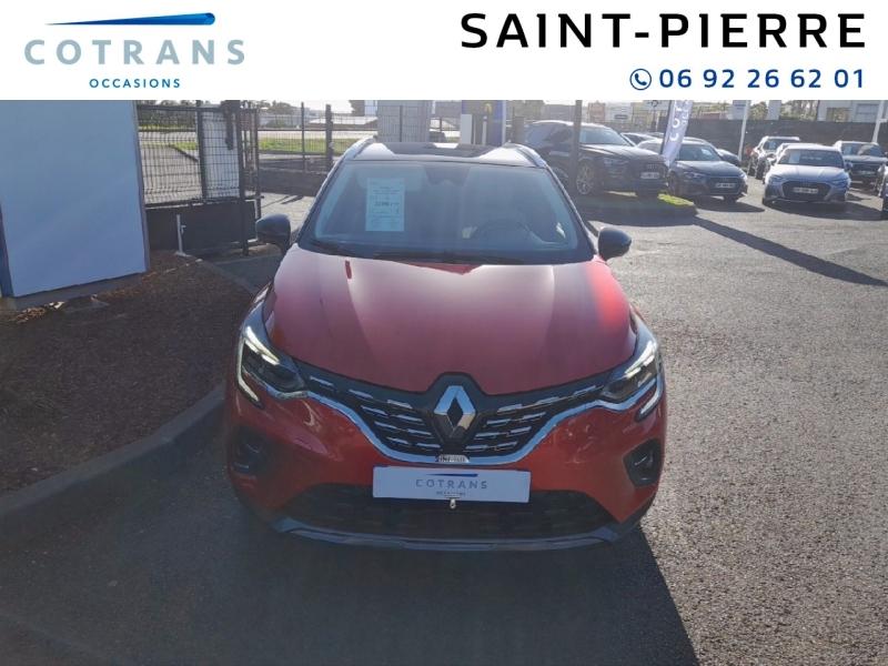 Photo 5 du véhicule RENAULT Captur 1.6 E-Tech Plug-in 160ch Initiale Paris - Vue extérieure