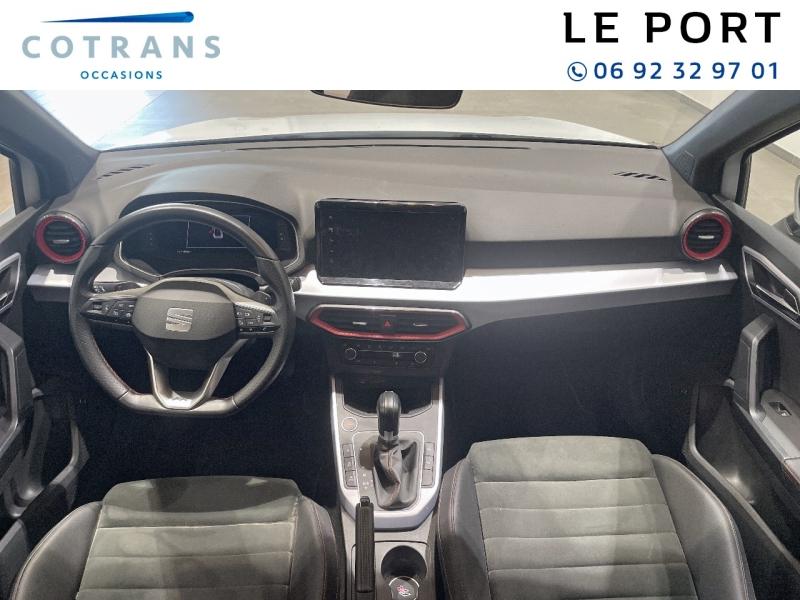 Photo 4 du véhicule SEAT Arona 1.0 TSI 110ch FR DSG7 - Vue extérieure