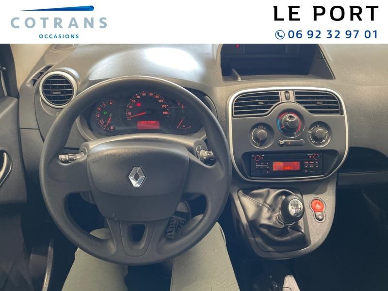 Photo 4 du véhicule RENAULT Kangoo Express 1.5 Blue dCi 80ch Générique 5cv - Vue extérieure