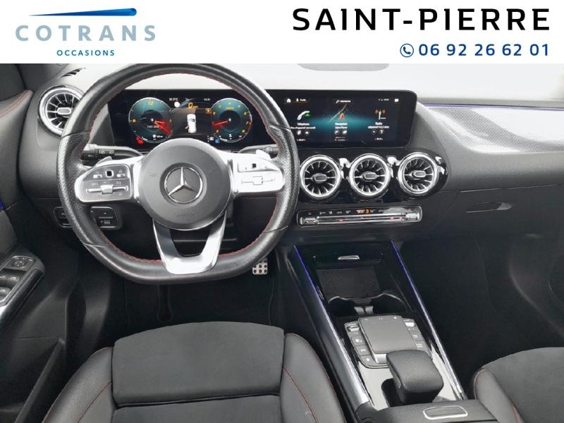 Photo 4 du véhicule MERCEDES-BENZ GLA 200 163ch AMG Line 7G-DCT - Vue extérieure