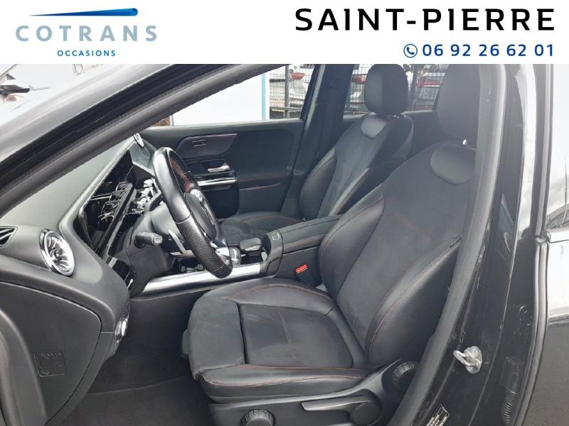 Photo 6 du véhicule MERCEDES-BENZ GLA 200 163ch AMG Line 7G-DCT - Vue extérieure