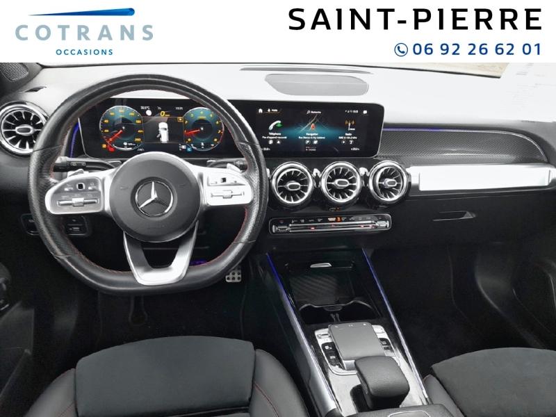 Photo 4 du véhicule MERCEDES-BENZ GLB 200 163ch AMG Line 7G DCT - Vue extérieure