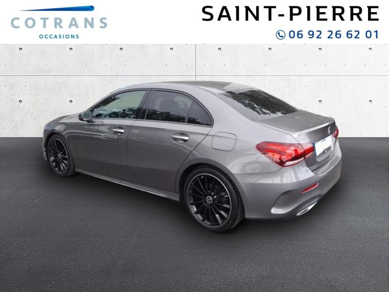 Photo 3 du véhicule MERCEDES-BENZ Classe A Berline 180d 116ch AMG Line 8G-DCT - Vue extérieure