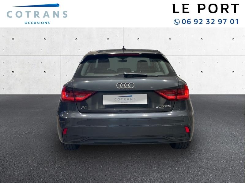 Photo 2 du véhicule AUDI A1 Sportback 30 TFSI 110ch Design - Vue extérieure