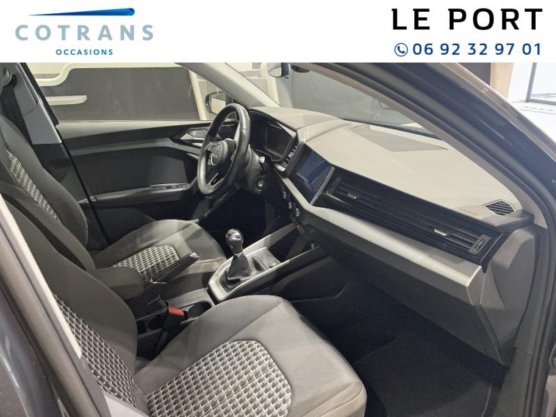 Photo 6 du véhicule AUDI A1 Sportback 30 TFSI 110ch Design - Vue extérieure