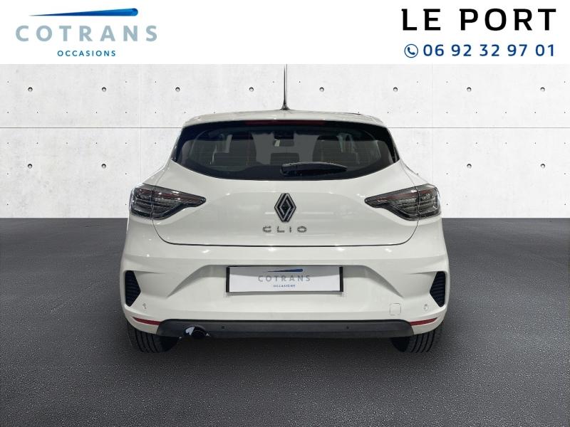 Photo 2 du véhicule RENAULT Clio 1.0 TCe 90ch Evolution - 24 - Vue extérieure