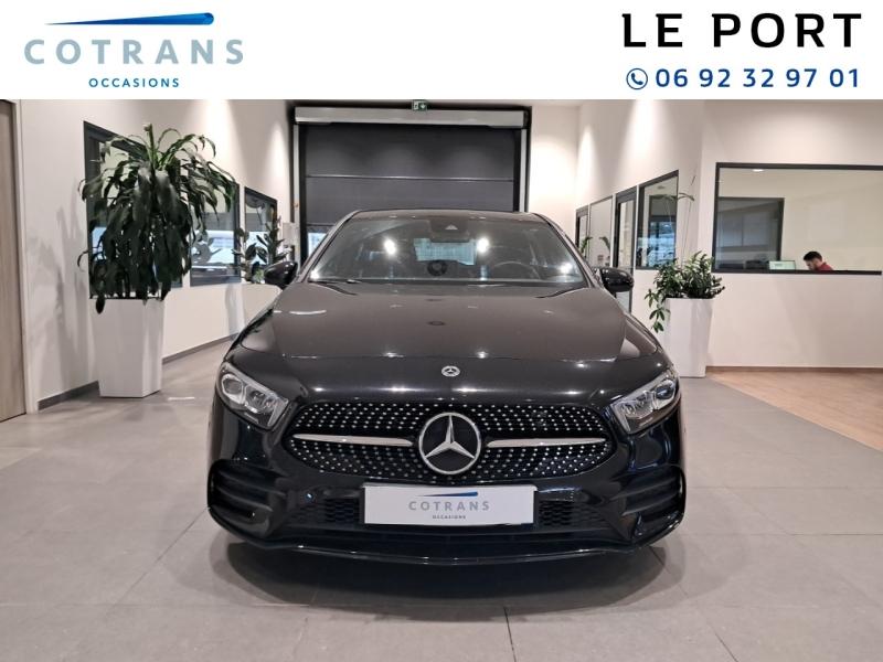 Photo 5 du véhicule MERCEDES-BENZ Classe A 200 163ch AMG Line 7G-DCT 9cv - Vue extérieure