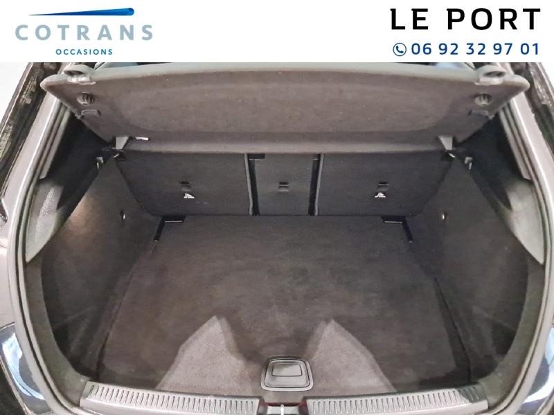 Photo 9 du véhicule MERCEDES-BENZ Classe A 200 163ch AMG Line 7G-DCT 9cv - Vue extérieure