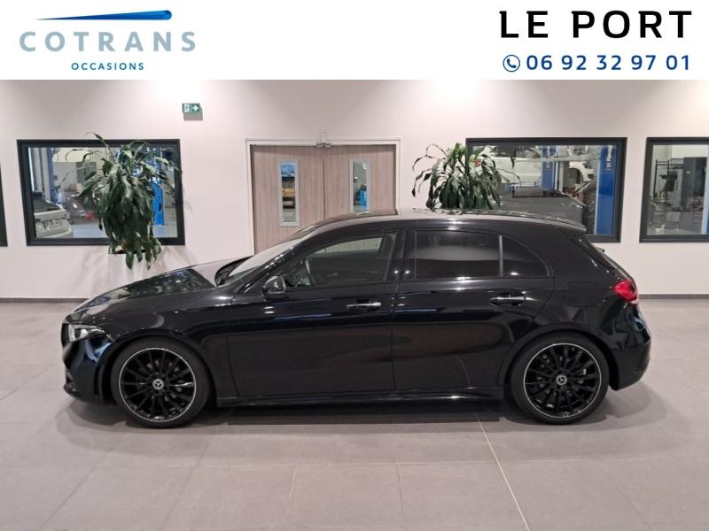 Photo 11 du véhicule MERCEDES-BENZ Classe A 200 163ch AMG Line 7G-DCT 9cv - Vue extérieure