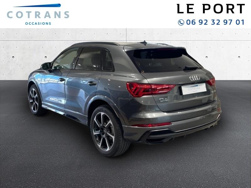 Photo 3 du véhicule AUDI Q3 45 TFSI e 245ch S line S tronic 6 - Vue extérieure