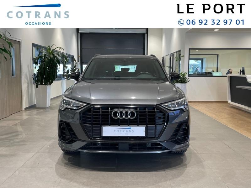 Photo 5 du véhicule AUDI Q3 45 TFSI e 245ch S line S tronic 6 - Vue extérieure