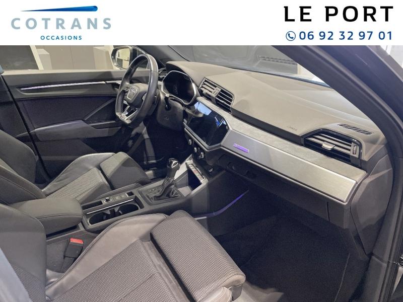 Photo 6 du véhicule AUDI Q3 45 TFSI e 245ch S line S tronic 6 - Vue extérieure