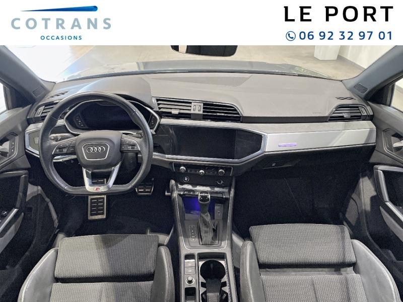 Photo 4 du véhicule AUDI Q3 35 TFSI 150ch Mild Hybrid S line S&nbsp;(…) - Vue extérieure