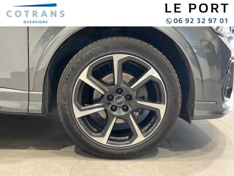 Photo 10 du véhicule AUDI Q3 35 TFSI 150ch Mild Hybrid S line S&nbsp;(…) - Vue extérieure