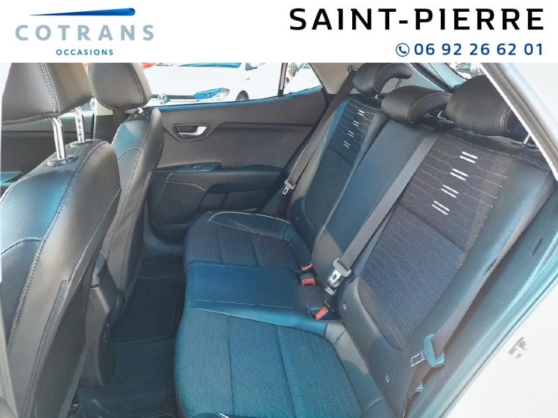 Photo 7 du véhicule KIA Stonic 1.0 T-GDi 120ch MHEV GT Line DCT7 - Vue extérieure