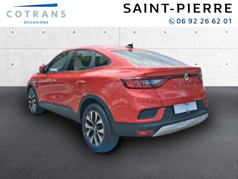 Photo 3 du véhicule RENAULT Arkana 1.6 E-Tech hybride 145ch Evolution -22 - Vue extérieure