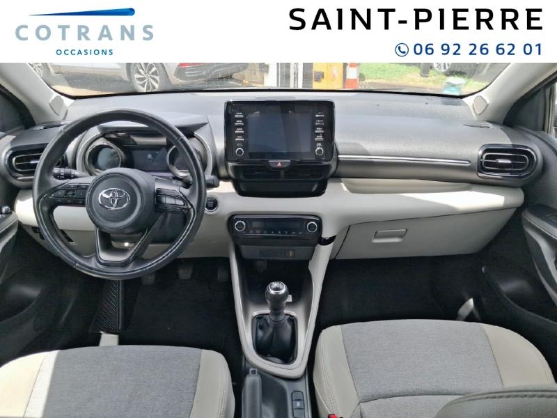 Photo 4 du véhicule TOYOTA Yaris 120 VVT-i Design 5p MY22 - Vue extérieure