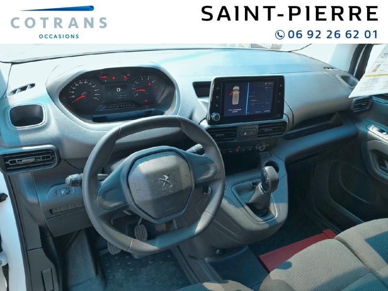 Photo 4 du véhicule PEUGEOT Partner Standard 1000kg BlueHDi 100ch S&S&nbsp;(…) - Vue extérieure