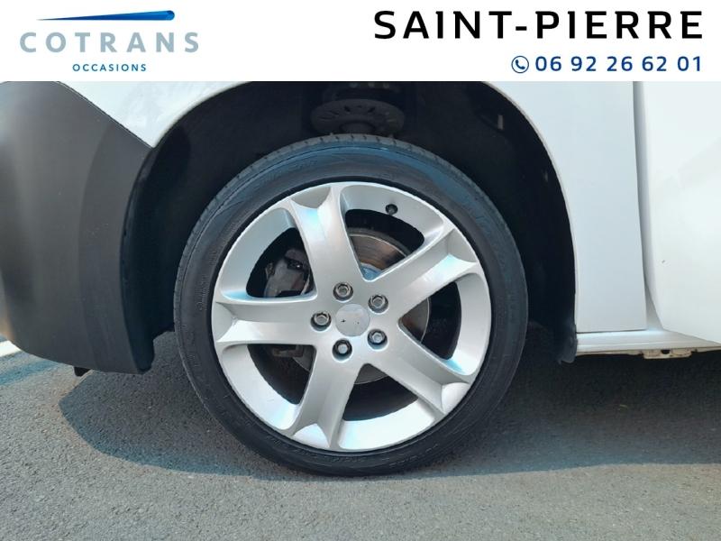 Photo 6 du véhicule PEUGEOT Partner Standard 1000kg BlueHDi 100ch S&S&nbsp;(…) - Vue extérieure