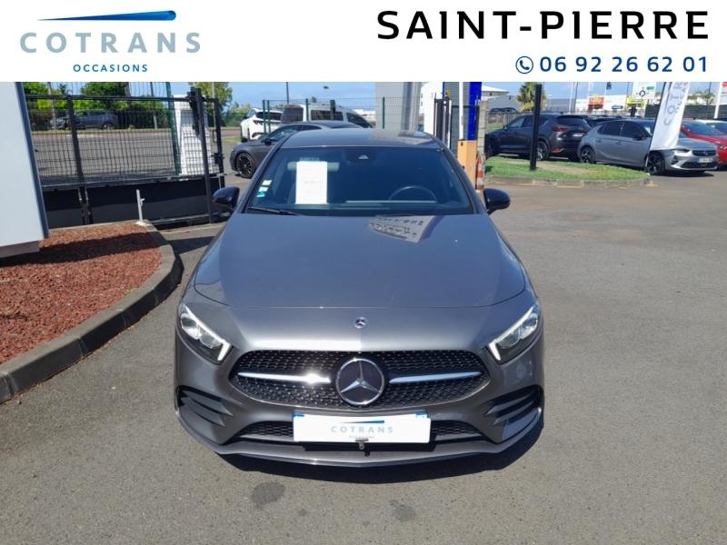 Photo 5 du véhicule MERCEDES-BENZ Classe A 200 163ch AMG Line 7G-DCT 9cv - Vue extérieure