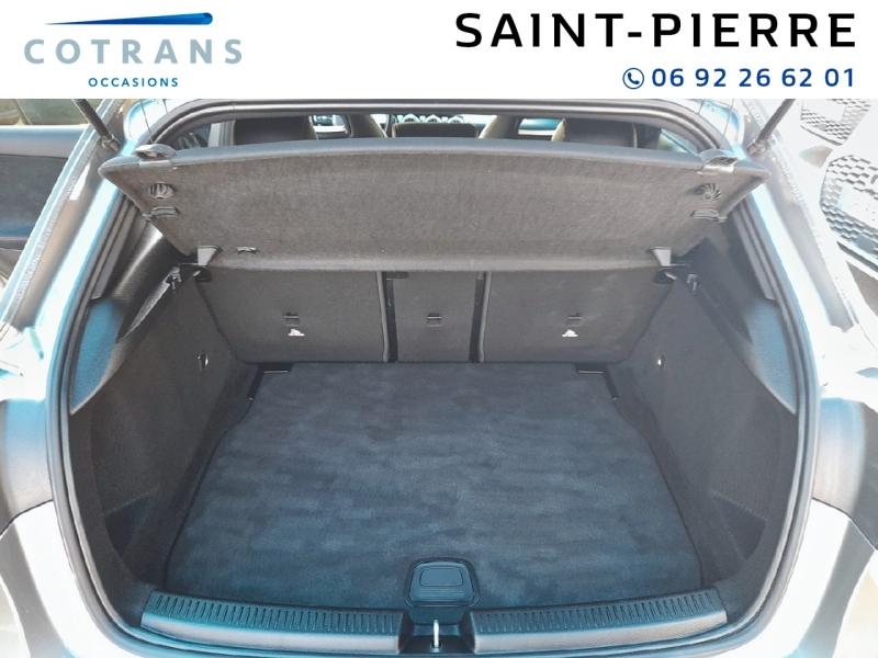 Photo 9 du véhicule MERCEDES-BENZ Classe A 200 163ch AMG Line 7G-DCT 9cv - Vue extérieure