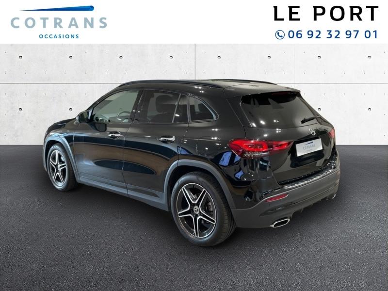 Photo 3 du véhicule MERCEDES-BENZ GLA 200 163ch AMG Line 7G-DCT - Vue extérieure