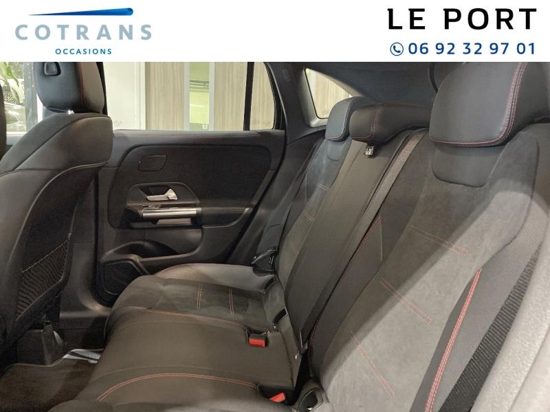 Photo 8 du véhicule MERCEDES-BENZ GLA 200 163ch AMG Line 7G-DCT - Vue extérieure