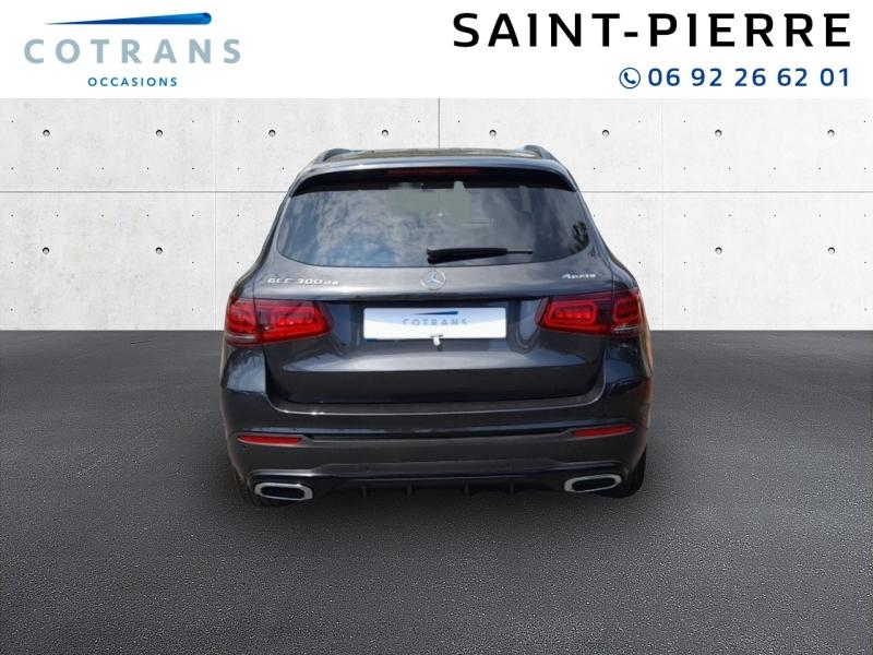 Photo 2 du véhicule MERCEDES-BENZ GLC 300 de 194+122ch AMG Line 4Matic&nbsp;(…) - Vue extérieure